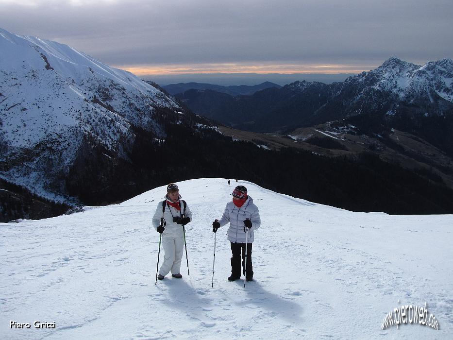 09 Passo di Zambla sullo sfondo.jpg